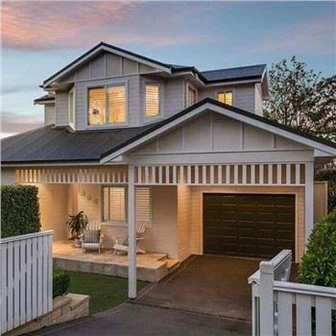 4 guļamistabu paneļu mājas