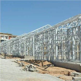 Ar saules enerģiju aprīkota tērauda saliekamā māja